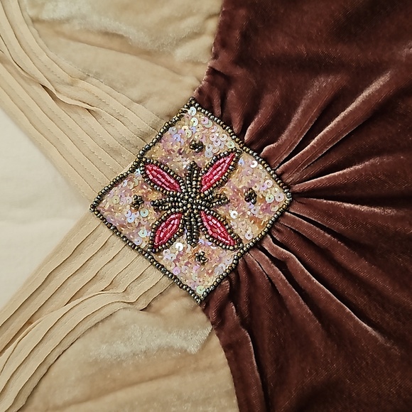 BCBGMaxAzria velvet dress spaghetti straps sequin embellishment plum size 2 - Picture 6 of 7